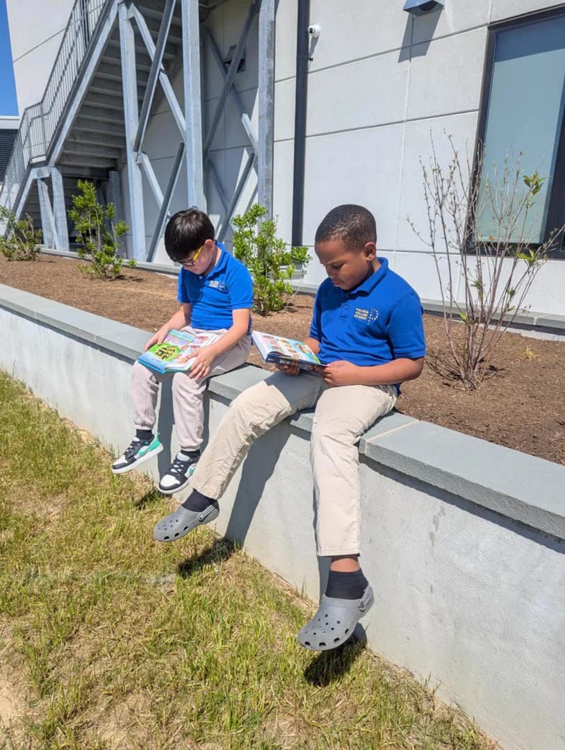 Academic Center & Athletic Building - photo 8